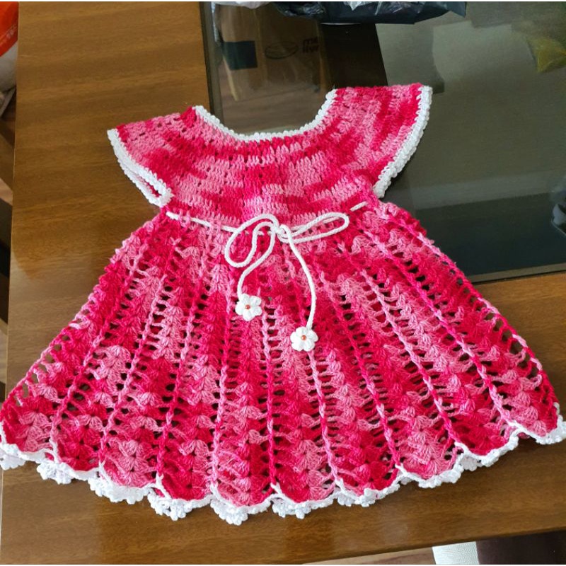 Presente Perfeito: Vestido de Crochê para Bebê Feito à Mão插图
