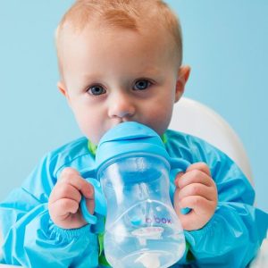 Baby Crying While Bottle Feeding? 插图4