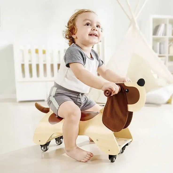 Discover the best age to introduce ride-on toys