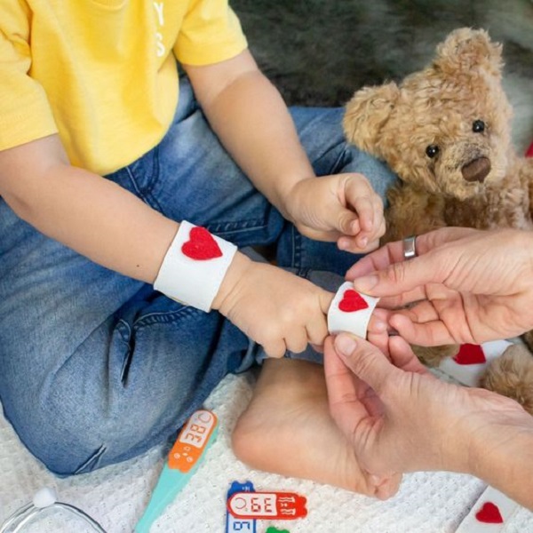 help a stubborn toddler take their medicine