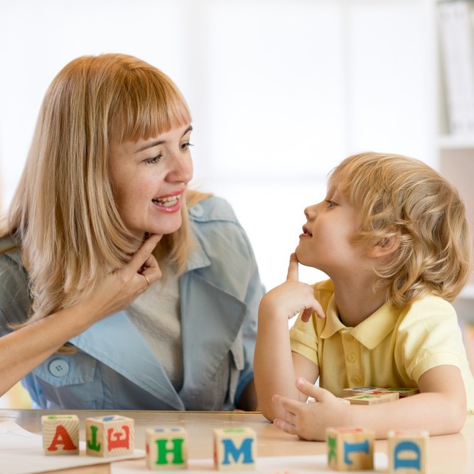 how to help my toddler talk